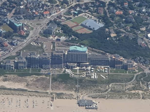 592D7F18-13D1-4454-BACC-E466C8AEB931